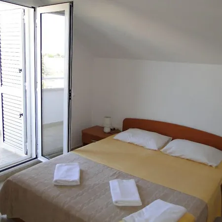 Appartement Fuer 4 Personen Laguna 5 By Interhome *