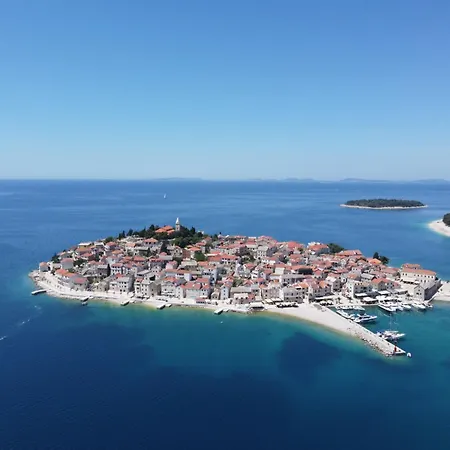 Fuer 4 Personen Laguna 5 By Interhome Primošten