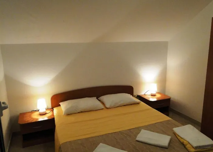 Appartamento Fuer 4 Personen Laguna 5 By Interhome